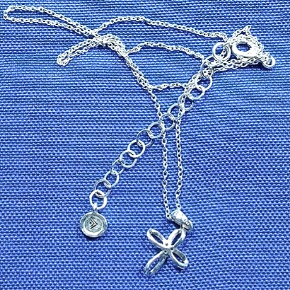 Silpada 925 Sterling Silver Cross My Heart Necklace - Picture 2 of 6